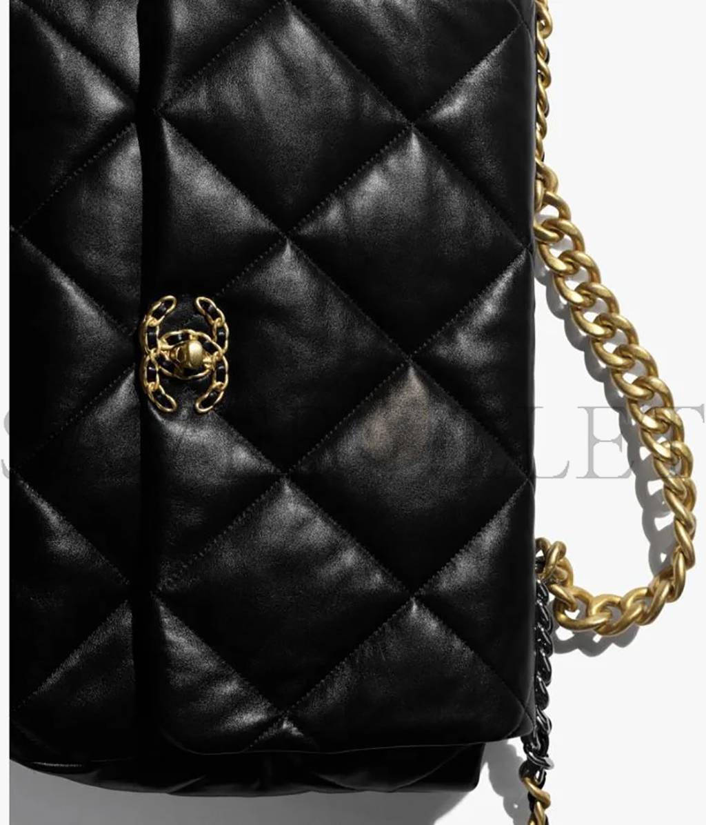 CHANEL 19 MAXI HANDBAG GOLD HARDWARE AS1162 B04852 94305 (36*25*11cm) CHANEL 19 MAXI HANDBAG GOLD HARDWARE AS1162 B04852 94305 (36*25*11cm)